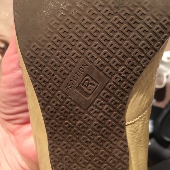 Kenneth Cole Reaction flats - Picture 6 of 7